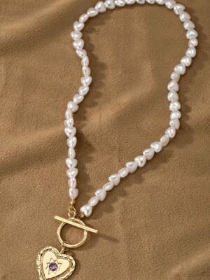 gold-heart-pendant-necklace